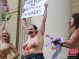 ���������� � ������� ���������� ����������� �� ������� "����������" ������������� FEMEN �� ����� ����