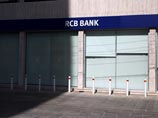 � ����� Deutsche Bank �������� Hellenic Bank � RCB Bank, ��� ���������� ��������� ����� ���� ��������� ������� �� ���������� ����������