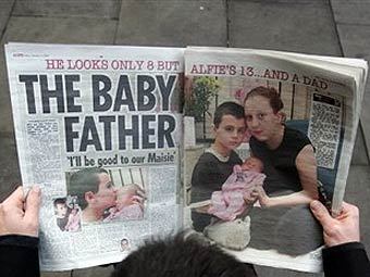 ����� ������ � �������� � �������� � ������ The Sun. ���� &copy;AFP