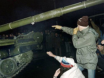 ��������� ������� � ��������, 13 ������ 1991 ����. ���� &copy;AFP