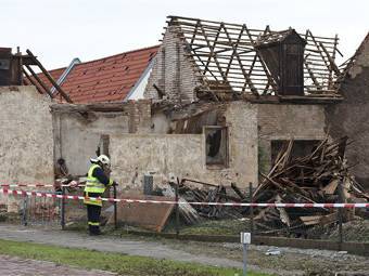 ����������� �������� � ��������-��������. ���� &copy;AP