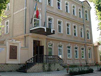 ��������������� ��� ��������. ���� � ����� constcourt.md