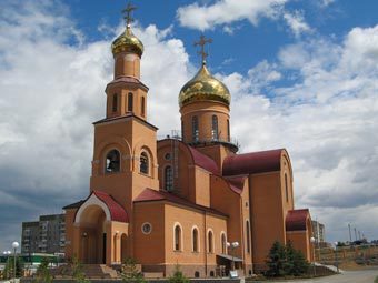 ����� � ������������� ��������. ���� � ����� trekearth.com 