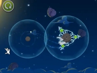  Angry Birds Space