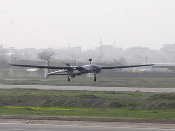  IAI Heron.    defenseindustrydaily.com