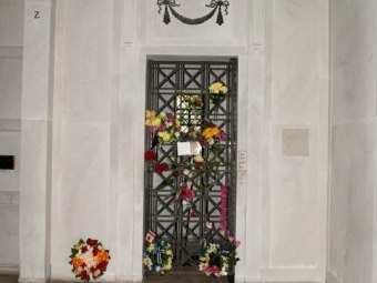   .    julienslive.com