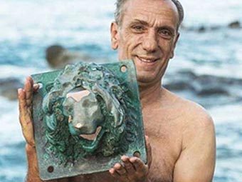 ���� � ����� theartnewspaper.com